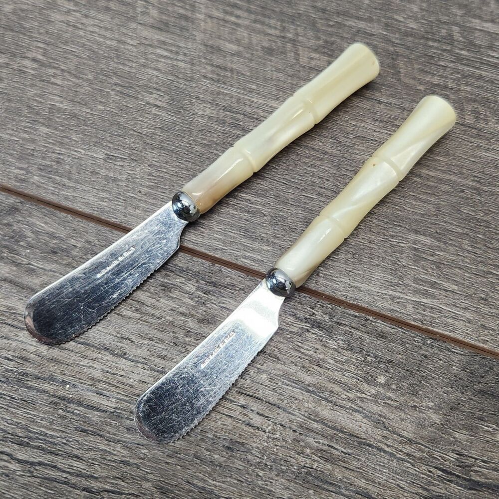 Vintage Inox Italy Faux Bamboo Butter Spreaders Cream Ivory Resin Knives Pair 2